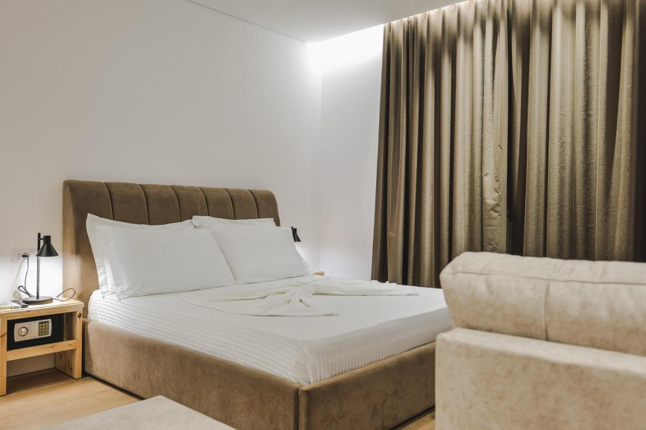 Luxury Villa Alisja Sarande With Private Beach エクステリア 写真